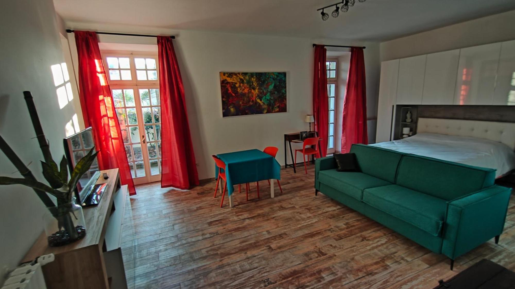 Nelly Bergamo Apartments エクステリア 写真